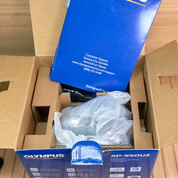 OLYMPUS SP-550UZ 7.1MP Digital Camera, 18x Optical Zoom, Image Stabilization - Picture 9 of 9